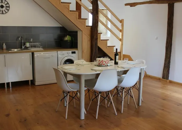 Sainte Sabine En Dordogne Castels